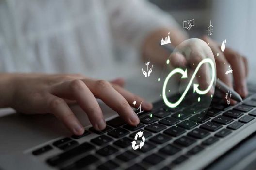 Udržitelná výroba: Budoucnost moderního průmyslu Udržitelná výroba: Budoucnost moderního průmyslu